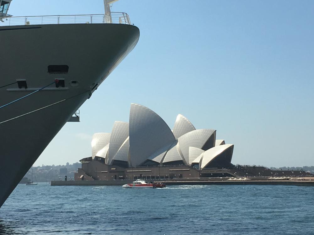 Sydney Opera House 1.JPG